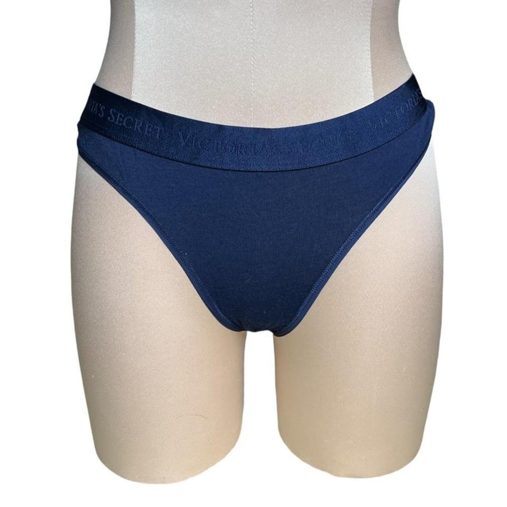 Victoria’s Secret underwear / thong !! - Picture 1 of 4